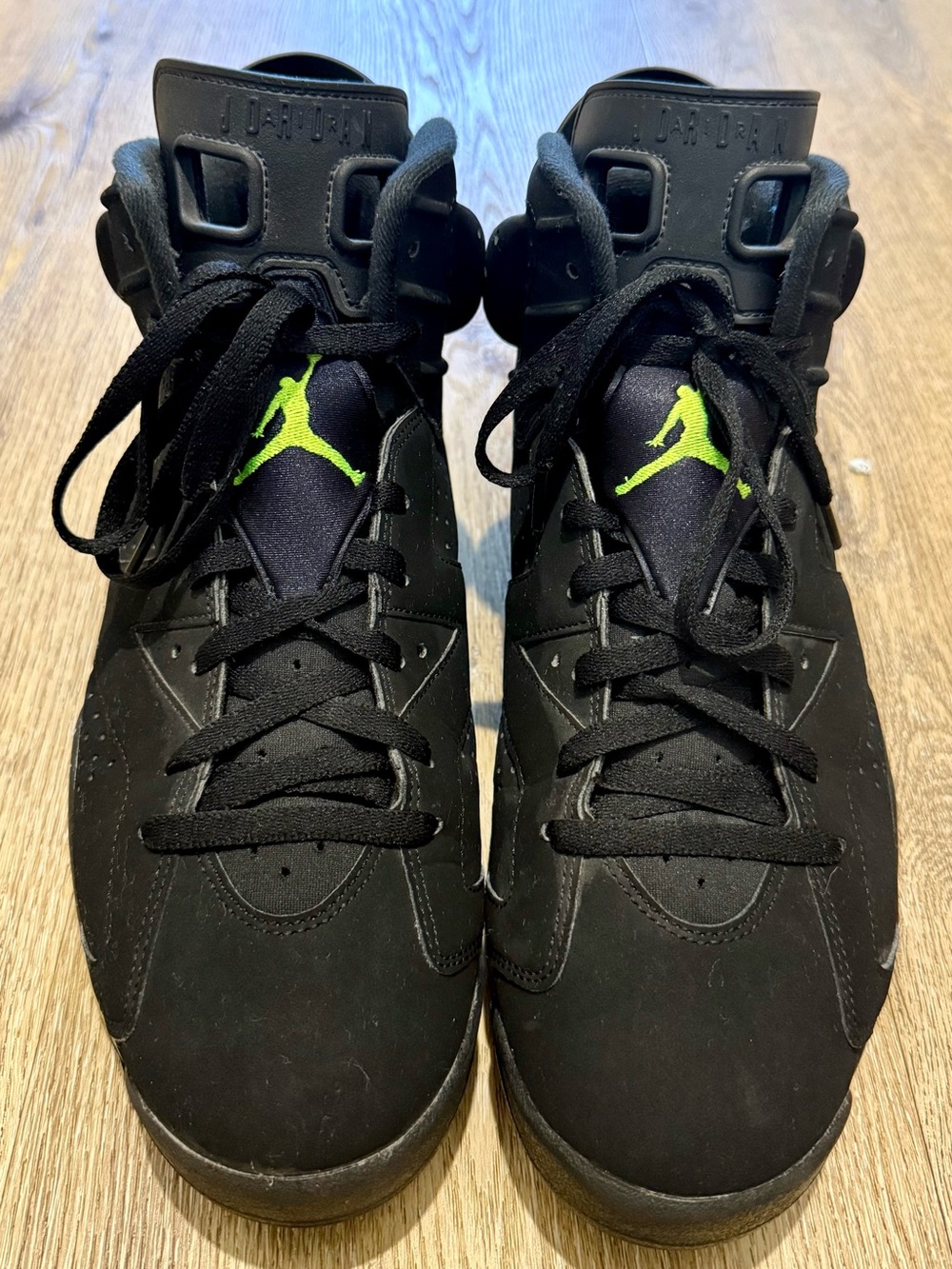Air Jordan 6 Retro “Electric Green Men’s Sz 12